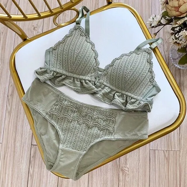 Front Buckle Triangle Bra Set
