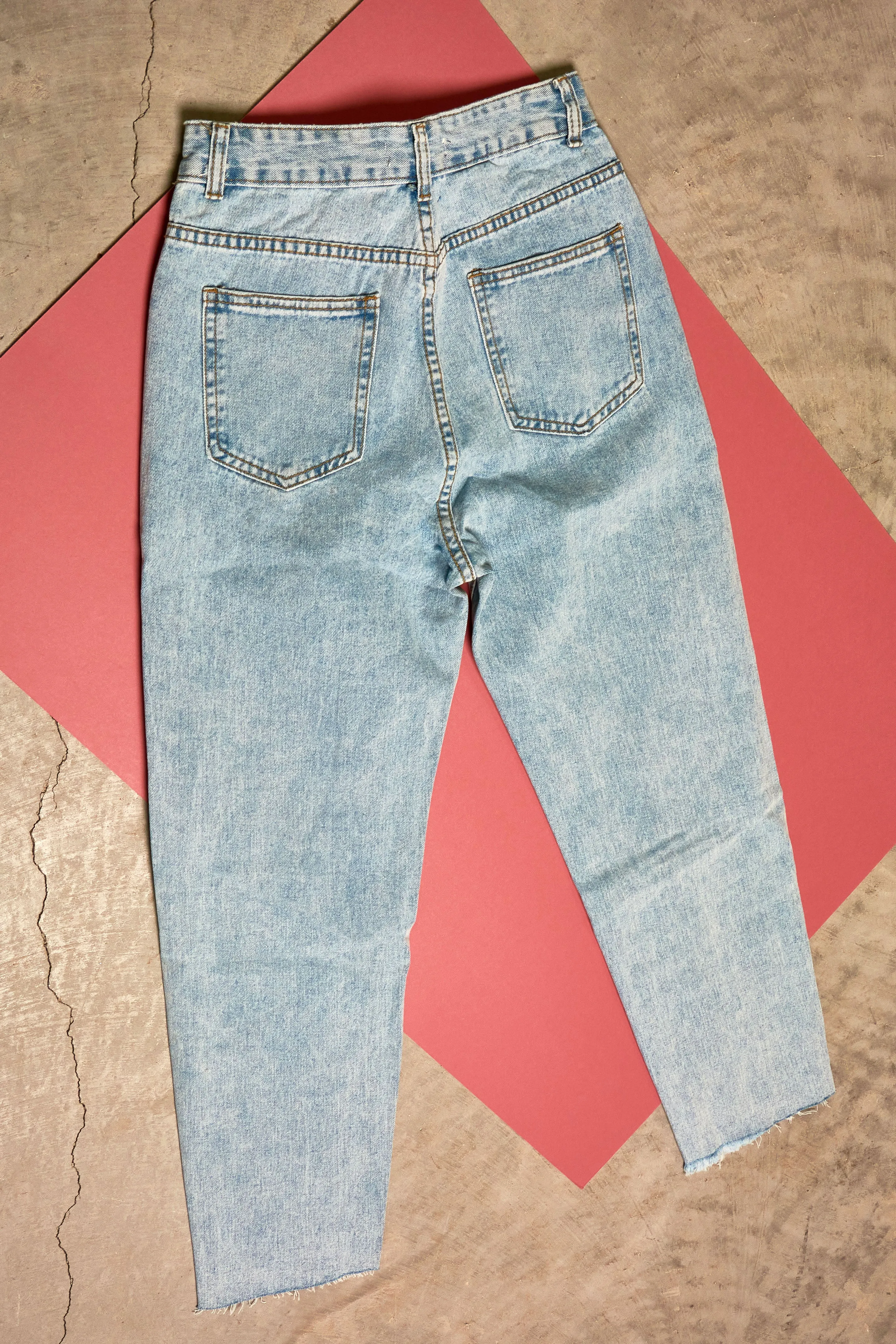 FRONT RIPPED JEAN