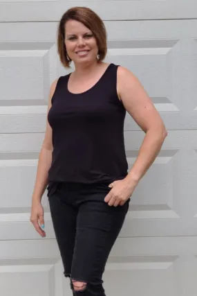 Knit Scoop Neck Tank Top in Black