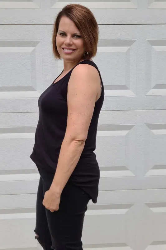 Knit Scoop Neck Tank Top in Black